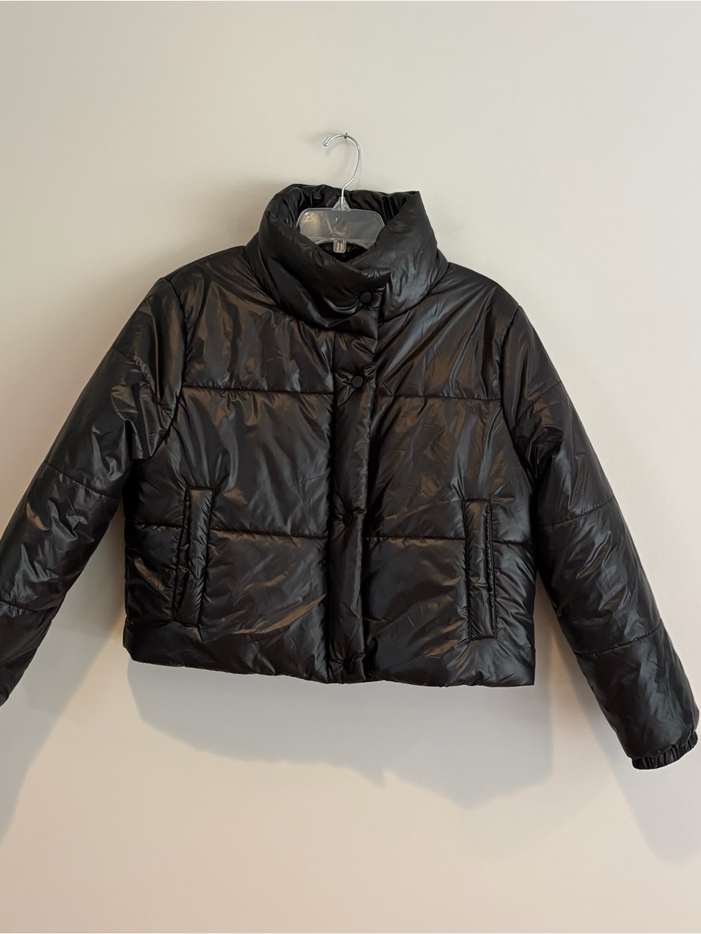 Deluc Black Cropped Puffer Jacket Size M